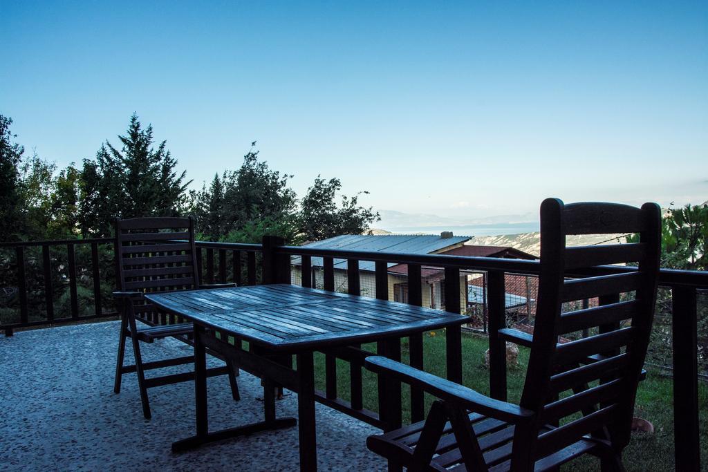 Theasis Suites-Ορεινή Φιλοξενία Kato Sinikia Trikalon Exterior photo
